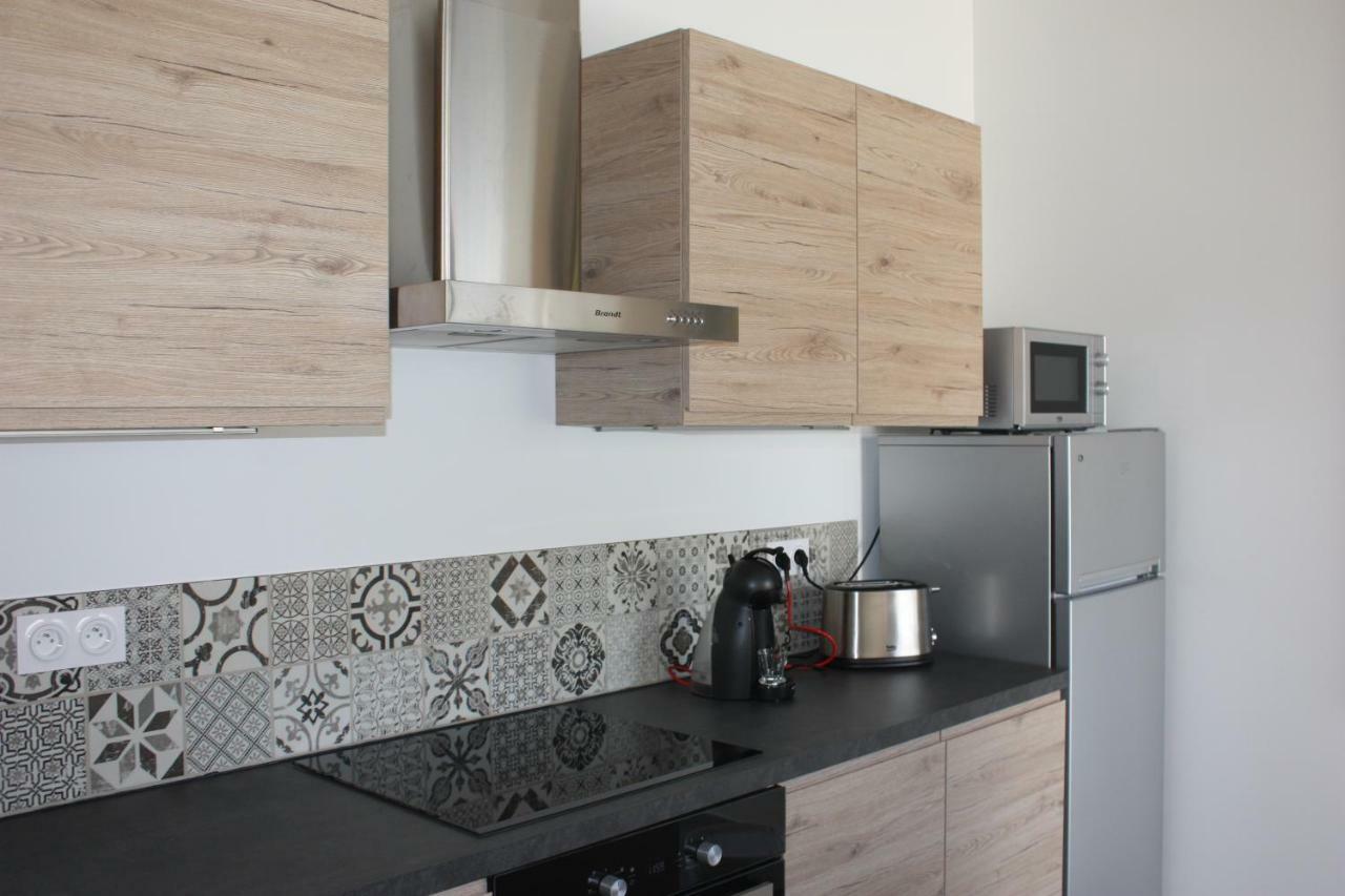 Le Tire Bouchon Apartment Maraussan ภายนอก รูปภาพ